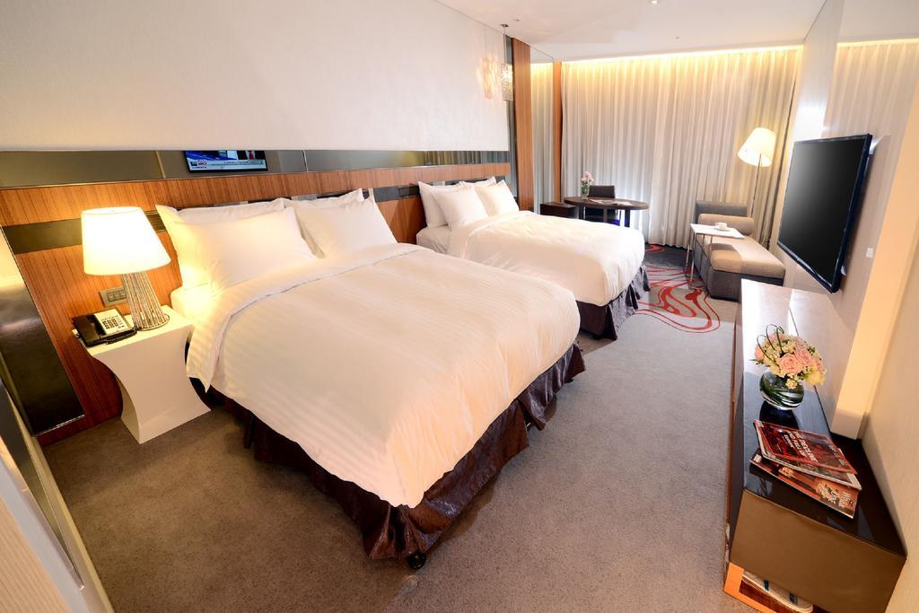 Fleurlis Hotel Hsinchu City Exterior photo